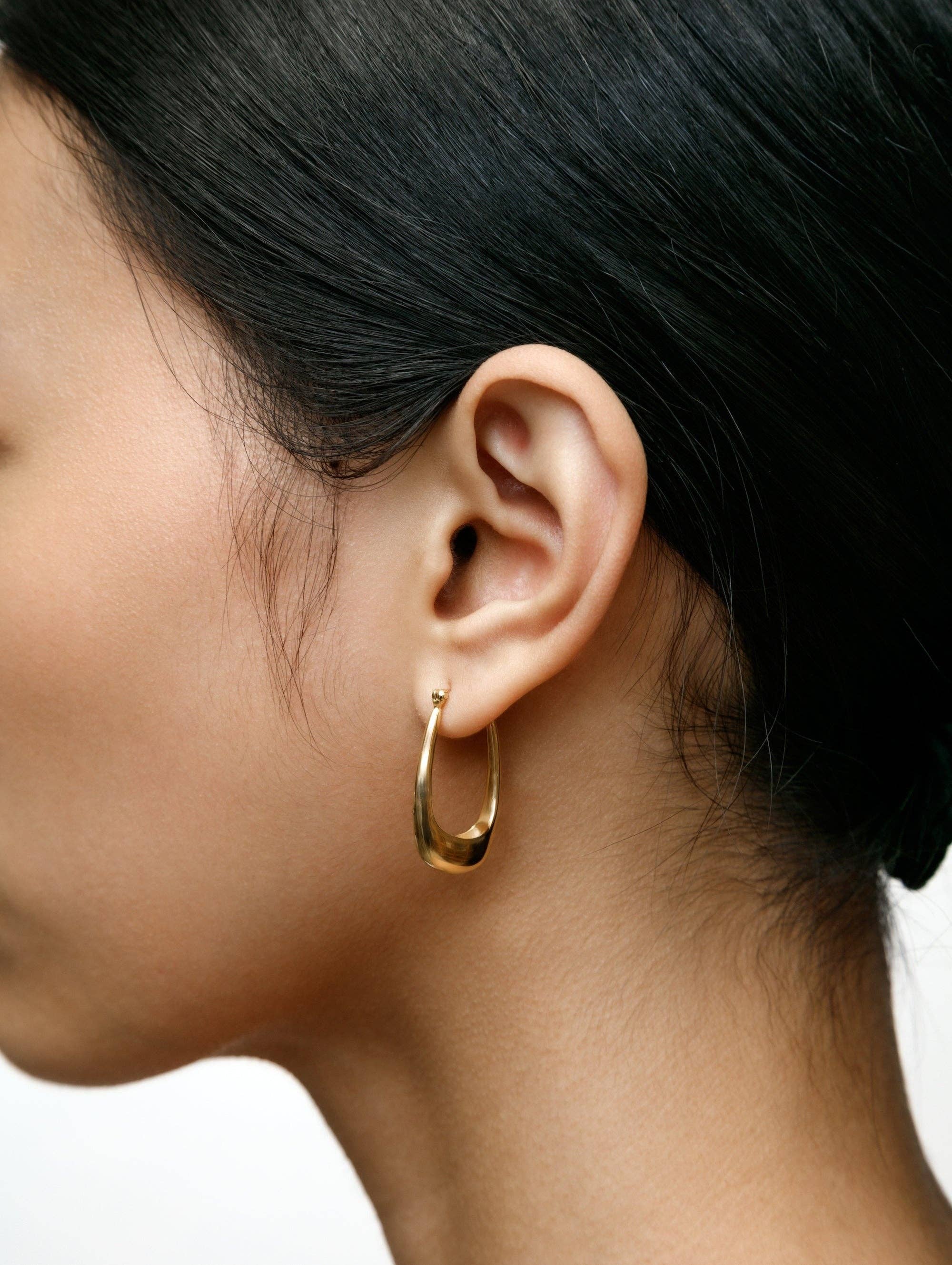 Ellie Earrings in Gold