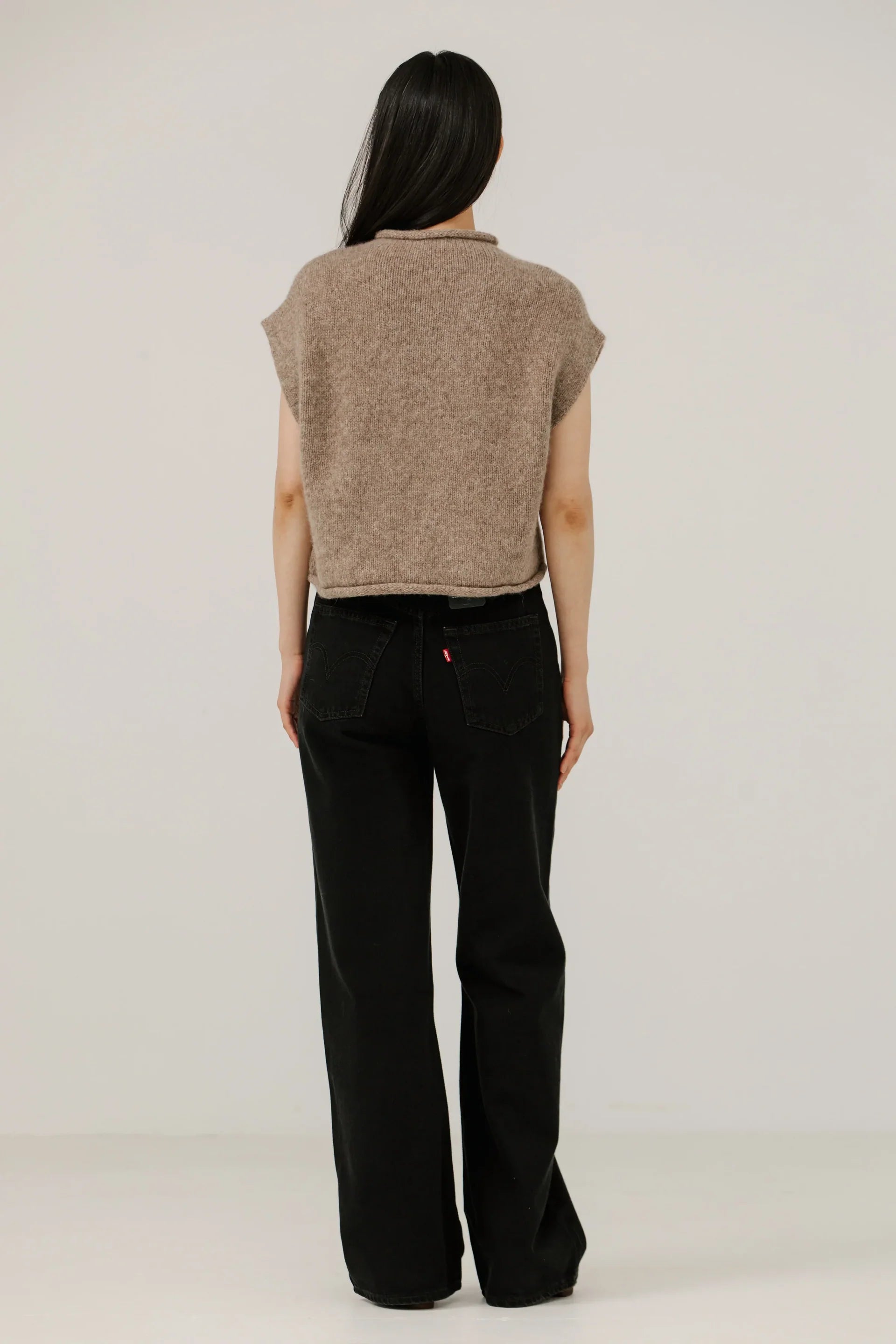Iris Vest - Dark Fawn