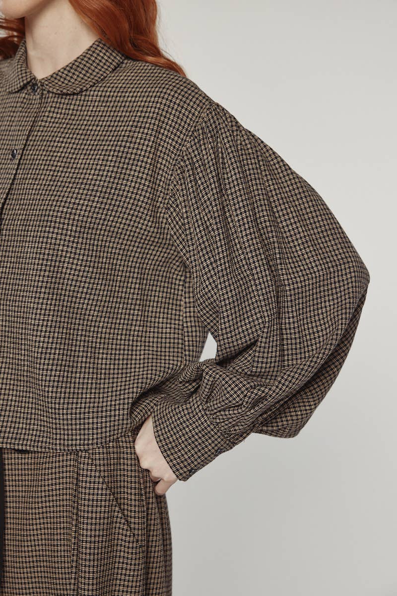 Volume sleeve blouse- Checkered