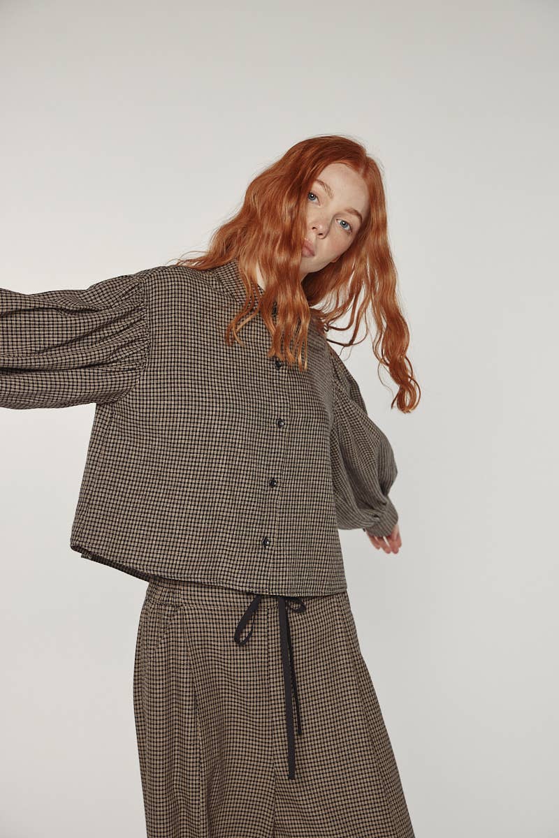 Volume sleeve blouse- Checkered
