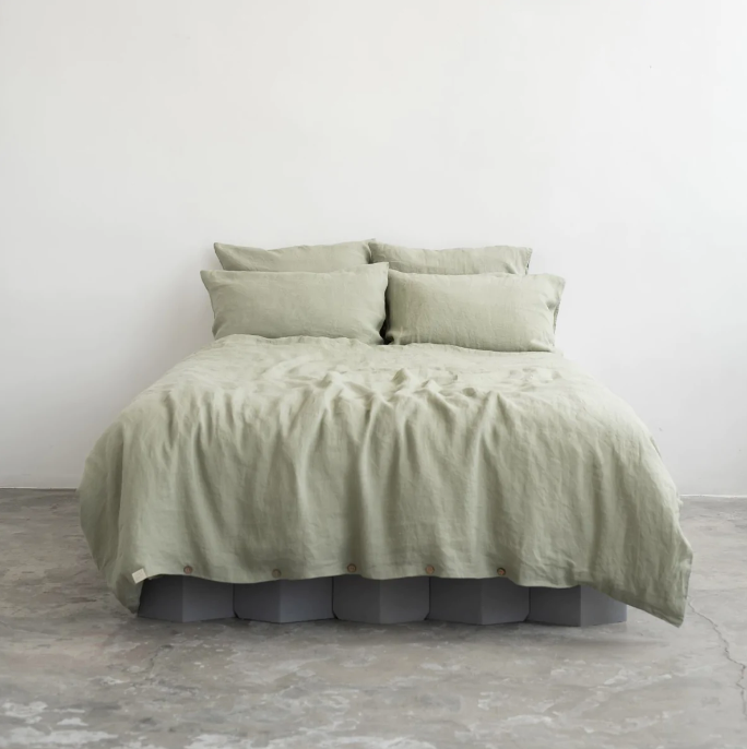 Linen best sale bedding sets